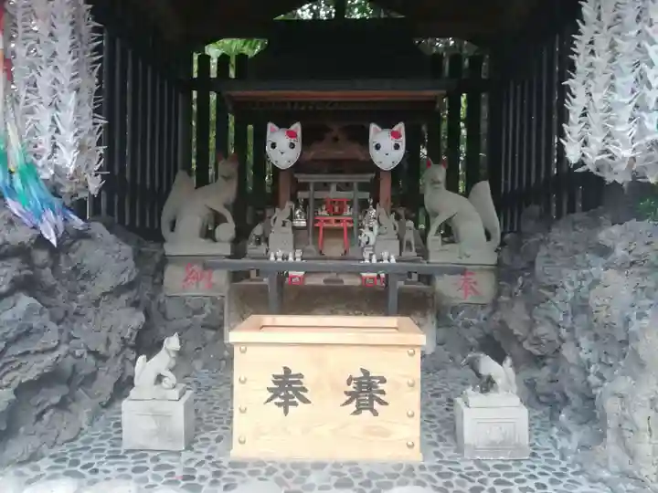 くまくま神社(導きの社 熊野町熊野神社)の末社・摂社