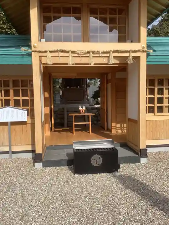 西八龍社の本殿・本堂