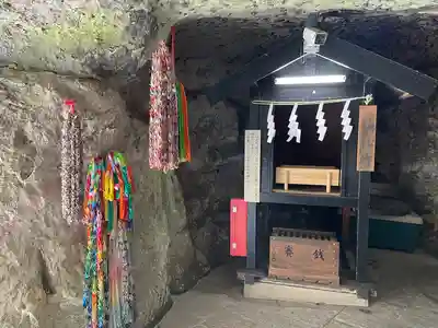 銭洗弁財天宇賀福神社(神奈川県)