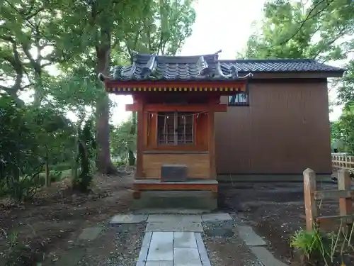 飯香岡八幡宮の末社