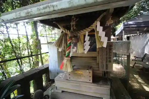 太子堂八幡神社の末社