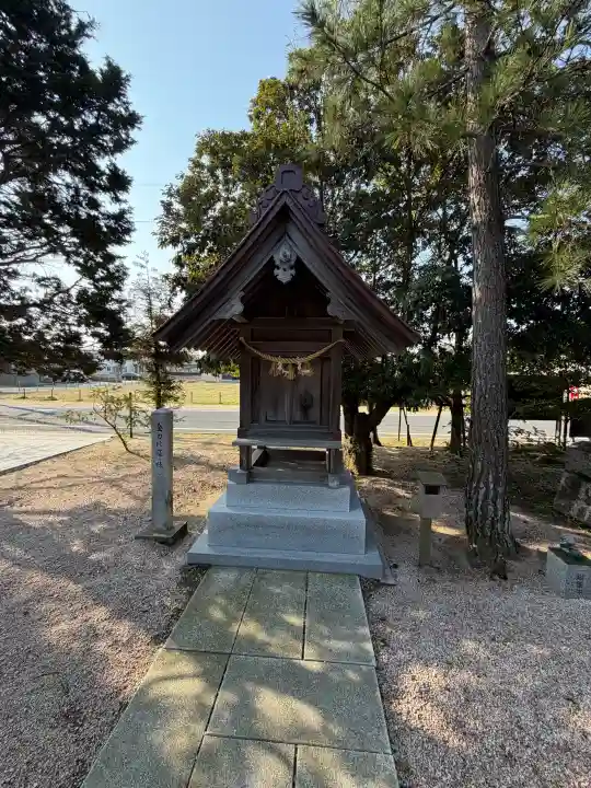 万九千社の{uncategorized: "未分類", other: "その他", undefined: "問題あり", building: "その他建物", grave: "お墓", sacred_gate: "鳥居", guardian: "狛犬", statue: "像", buddha: "仏像", history: "歴史", nature: "自然", garden: "庭園", animal: "動物", pagoda: "塔", temizu: "手水舎", mountain_gate: "山門・神門", sanctuary: "本殿・本堂", subordinate: "末社・摂社", art: "芸術", scenery: "景色", jizo: "地蔵", ema: "絵馬", goshuin: "御朱印", omikuji: "おみくじ", items: "授与品その他", amulet: "お守り", goshuincho: "御朱印帳", eats: "食事", festival: "お祭り", votive_dance: "神楽", shichigosan: "七五三参", wedding: "結婚式", experience: "体験その他", initially: "初詣", around: "周辺", anti_infection: "感染症対策"}