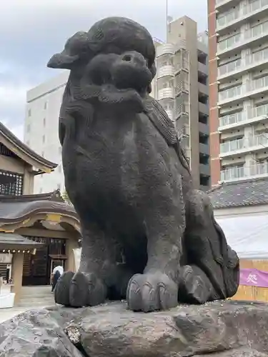 浅草神社の狛犬