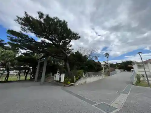 沖縄県護国神社の建物その他