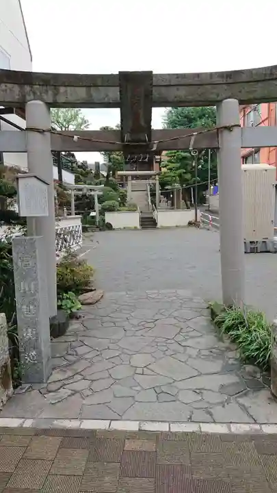 浅間神社の鳥居