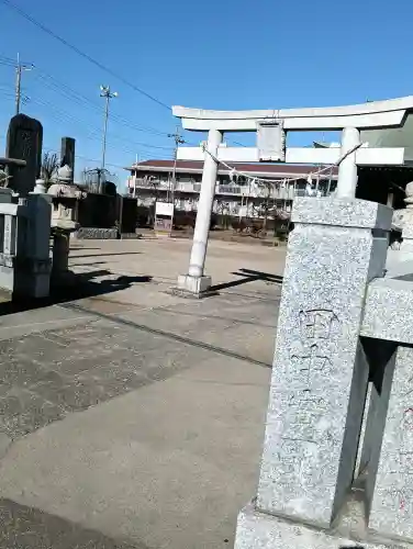菅原神社の{uncategorized: "未分類", other: "その他", undefined: "問題あり", building: "その他建物", grave: "お墓", sacred_gate: "鳥居", guardian: "狛犬", statue: "像", buddha: "仏像", history: "歴史", nature: "自然", garden: "庭園", animal: "動物", pagoda: "塔", temizu: "手水舎", mountain_gate: "山門・神門", sanctuary: "本殿・本堂", subordinate: "末社・摂社", art: "芸術", scenery: "景色", jizo: "地蔵", ema: "絵馬", goshuin: "御朱印", omikuji: "おみくじ", items: "授与品その他", amulet: "お守り", goshuincho: "御朱印帳", eats: "食事", festival: "お祭り", votive_dance: "神楽", shichigosan: "七五三参", wedding: "結婚式", experience: "体験その他", initially: "初詣", around: "周辺", anti_infection: "感染症対策"}