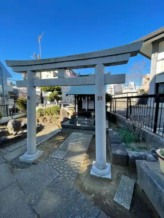 榎稲荷神社の鳥居