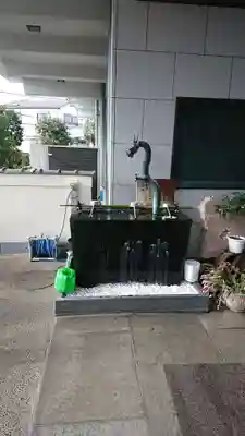 真成院の手水舎