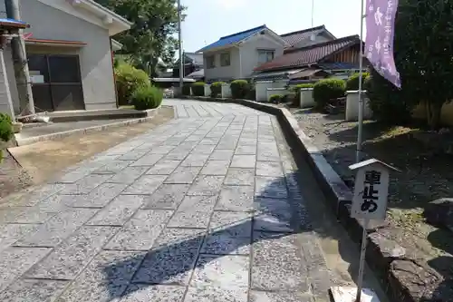 那波加神社の建物その他