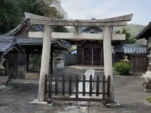 琴平神社の鳥居