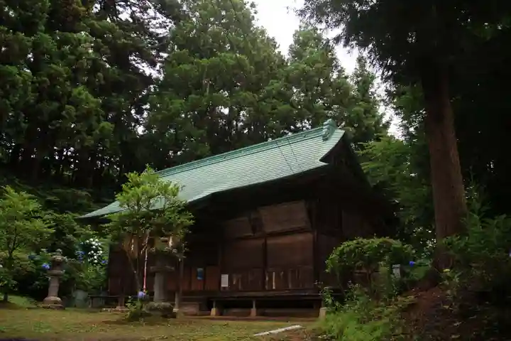 八幡神社の本殿・本堂