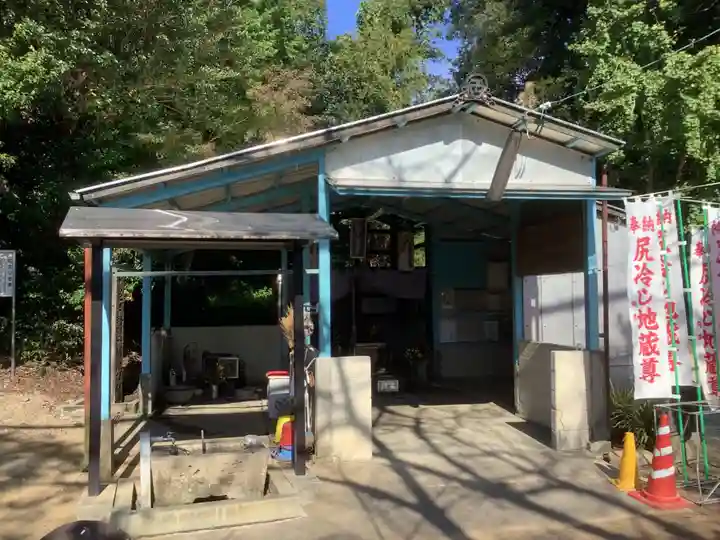 尻冷し地蔵の本殿・本堂