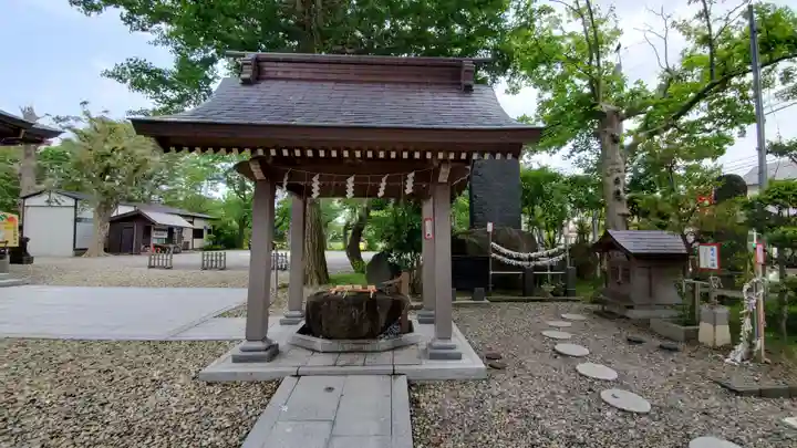 三皇熊野神社本宮の手水舎
