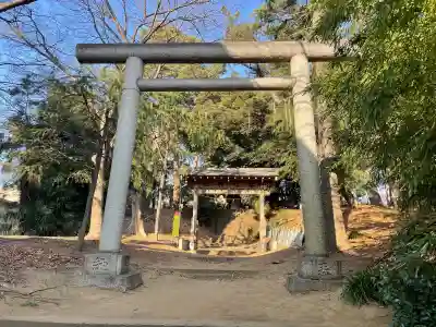 春日神社の{uncategorized: "未分類", other: "その他", undefined: "問題あり", building: "その他建物", grave: "お墓", sacred_gate: "鳥居", guardian: "狛犬", statue: "像", buddha: "仏像", history: "歴史", nature: "自然", garden: "庭園", animal: "動物", pagoda: "塔", temizu: "手水舎", mountain_gate: "山門・神門", sanctuary: "本殿・本堂", subordinate: "末社・摂社", art: "芸術", scenery: "景色", jizo: "地蔵", ema: "絵馬", goshuin: "御朱印", omikuji: "おみくじ", items: "授与品その他", amulet: "お守り", goshuincho: "御朱印帳", eats: "食事", festival: "お祭り", votive_dance: "神楽", shichigosan: "七五三参", wedding: "結婚式", experience: "体験その他", initially: "初詣", around: "周辺", anti_infection: "感染症対策"}