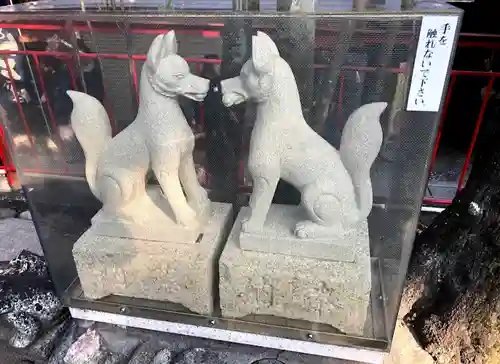 千代保稲荷神社の狛犬