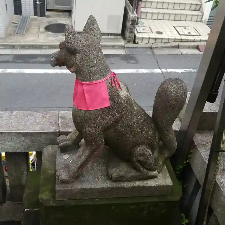 金丸稲荷神社の狛犬