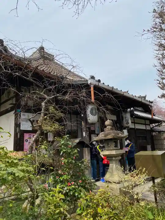 元慶寺の本殿・本堂