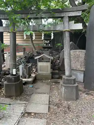 花園神社の末社・摂社