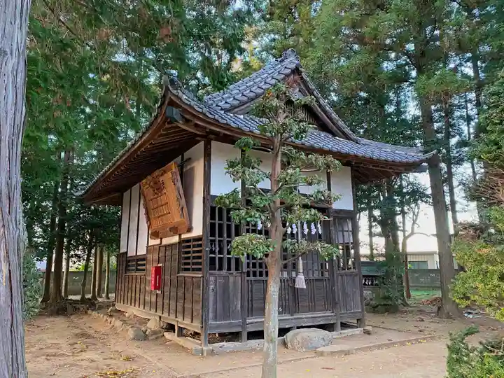 稲乃比売神社の本殿・本堂