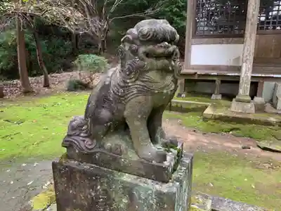 八幡神社の狛犬