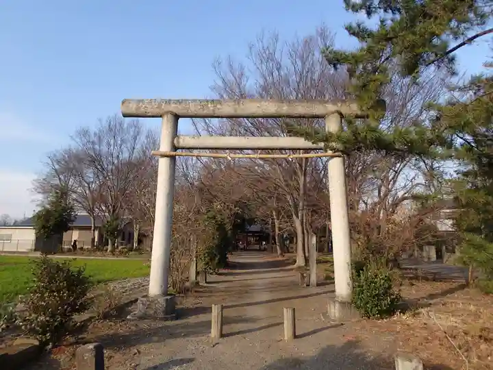 今城青坂稲実池上神社の鳥居