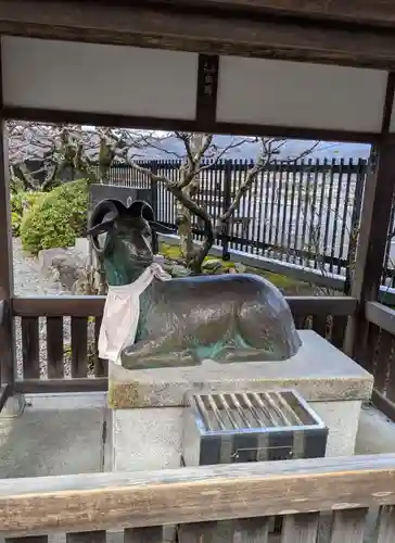 法輪寺の像