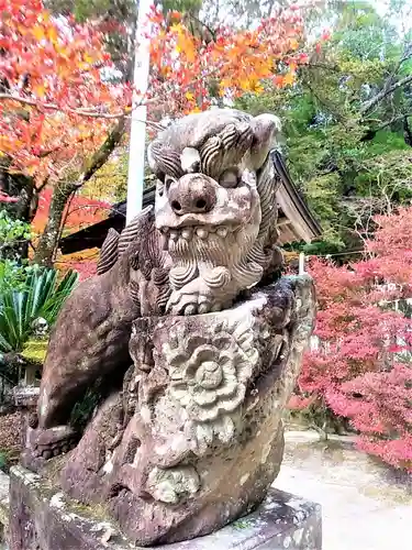 仁比山神社の狛犬