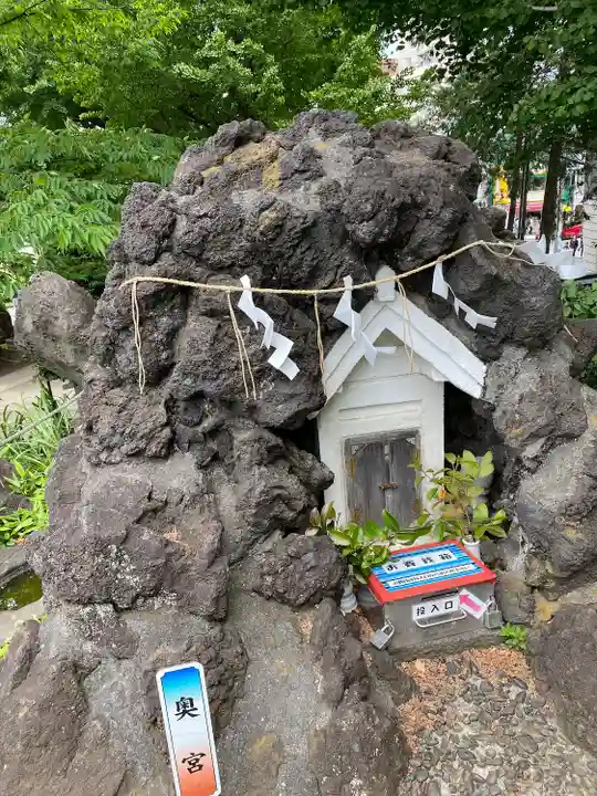 鳩森八幡神社(東京都)