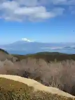 諸口神社の{uncategorized: "未分類", other: "その他", undefined: "問題あり", building: "その他建物", grave: "お墓", sacred_gate: "鳥居", guardian: "狛犬", statue: "像", buddha: "仏像", history: "歴史", nature: "自然", garden: "庭園", animal: "動物", pagoda: "塔", temizu: "手水舎", mountain_gate: "山門・神門", sanctuary: "本殿・本堂", subordinate: "末社・摂社", art: "芸術", scenery: "景色", jizo: "地蔵", ema: "絵馬", goshuin: "御朱印", omikuji: "おみくじ", items: "授与品その他", amulet: "お守り", goshuincho: "御朱印帳", eats: "食事", festival: "お祭り", votive_dance: "神楽", shichigosan: "七五三参", wedding: "結婚式", experience: "体験その他", initially: "初詣", around: "周辺", anti_infection: "感染症対策"}