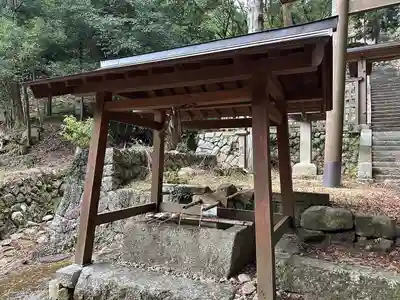 片山神社の手水舎