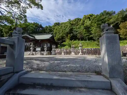 白山神社の建物その他