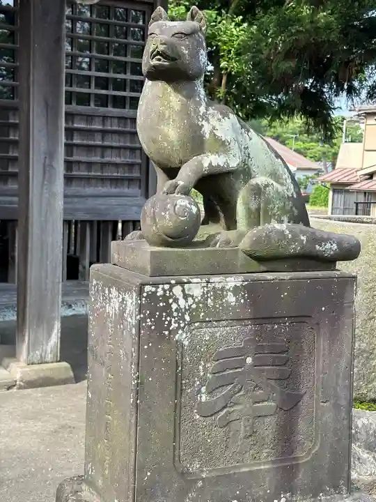 千疋伊南理神社の狛犬