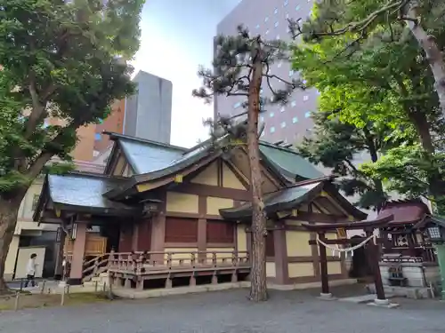 三吉神社の本殿・本堂