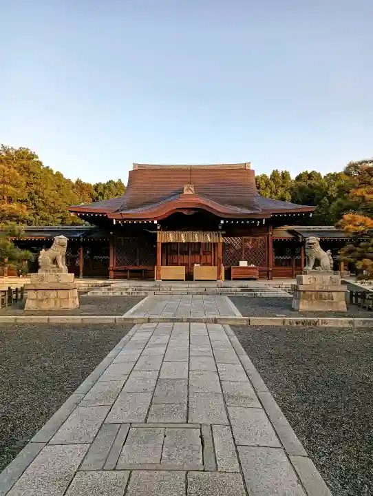城南宮の{uncategorized: "未分類", other: "その他", undefined: "問題あり", building: "その他建物", grave: "お墓", sacred_gate: "鳥居", guardian: "狛犬", statue: "像", buddha: "仏像", history: "歴史", nature: "自然", garden: "庭園", animal: "動物", pagoda: "塔", temizu: "手水舎", mountain_gate: "山門・神門", sanctuary: "本殿・本堂", subordinate: "末社・摂社", art: "芸術", scenery: "景色", jizo: "地蔵", ema: "絵馬", goshuin: "御朱印", omikuji: "おみくじ", items: "授与品その他", amulet: "お守り", goshuincho: "御朱印帳", eats: "食事", festival: "お祭り", votive_dance: "神楽", shichigosan: "七五三参", wedding: "結婚式", experience: "体験その他", initially: "初詣", around: "周辺", anti_infection: "感染症対策"}