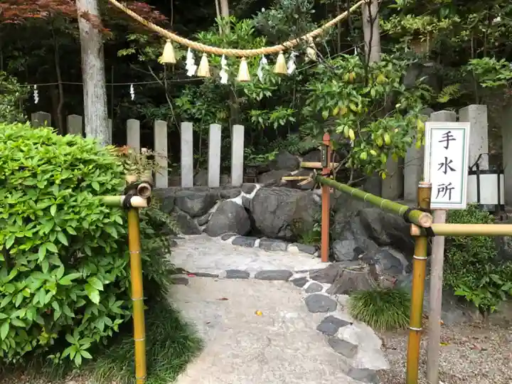 大和国鹿島香取本宮の手水舎