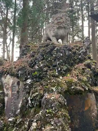 富士山東口本宮 冨士浅間神社の狛犬