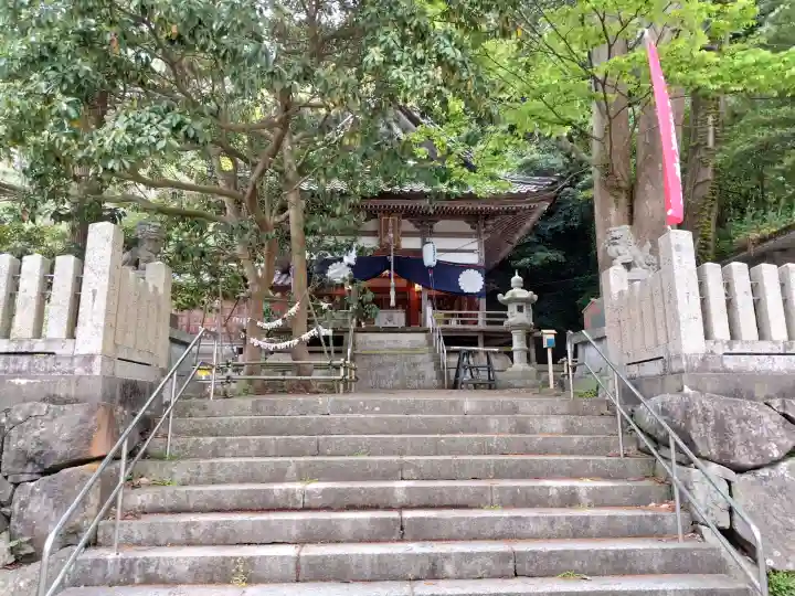 少比古那神社の{uncategorized: "未分類", other: "その他", undefined: "問題あり", building: "その他建物", grave: "お墓", sacred_gate: "鳥居", guardian: "狛犬", statue: "像", buddha: "仏像", history: "歴史", nature: "自然", garden: "庭園", animal: "動物", pagoda: "塔", temizu: "手水舎", mountain_gate: "山門・神門", sanctuary: "本殿・本堂", subordinate: "末社・摂社", art: "芸術", scenery: "景色", jizo: "地蔵", ema: "絵馬", goshuin: "御朱印", omikuji: "おみくじ", items: "授与品その他", amulet: "お守り", goshuincho: "御朱印帳", eats: "食事", festival: "お祭り", votive_dance: "神楽", shichigosan: "七五三参", wedding: "結婚式", experience: "体験その他", initially: "初詣", around: "周辺", anti_infection: "感染症対策"}
