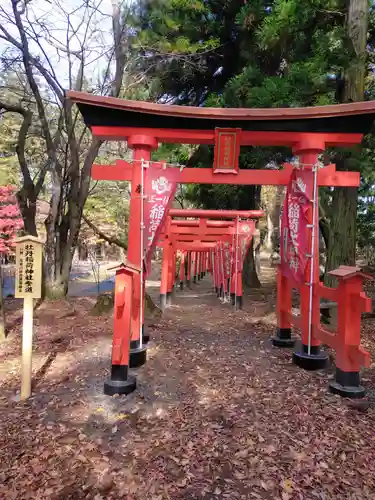 牡丹稲荷神社の鳥居