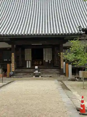 大樹寺（松安院大樹寺）の{uncategorized: "未分類", other: "その他", undefined: "問題あり", building: "その他建物", grave: "お墓", sacred_gate: "鳥居", guardian: "狛犬", statue: "像", buddha: "仏像", history: "歴史", nature: "自然", garden: "庭園", animal: "動物", pagoda: "塔", temizu: "手水舎", mountain_gate: "山門・神門", sanctuary: "本殿・本堂", subordinate: "末社・摂社", art: "芸術", scenery: "景色", jizo: "地蔵", ema: "絵馬", goshuin: "御朱印", omikuji: "おみくじ", items: "授与品その他", amulet: "お守り", goshuincho: "御朱印帳", eats: "食事", festival: "お祭り", votive_dance: "神楽", shichigosan: "七五三参", wedding: "結婚式", experience: "体験その他", initially: "初詣", around: "周辺", anti_infection: "感染症対策"}