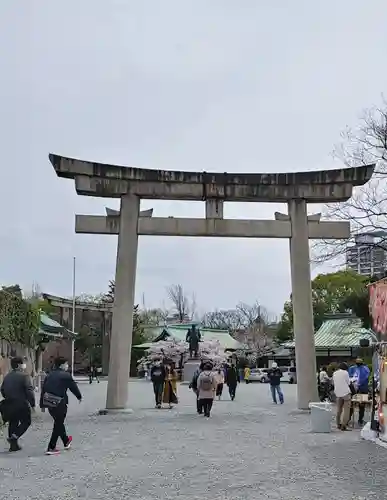 豊國神社の鳥居