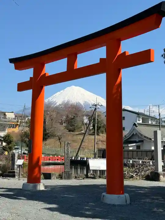 富士山本宮浅間大社(静岡県)