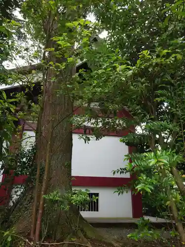 高尾山穂見神社の本殿