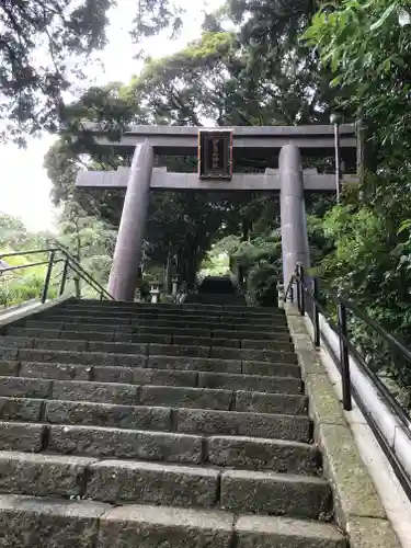 伊豆山神社の鳥居