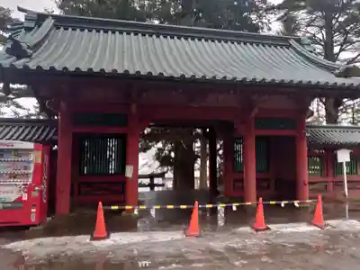 日光二荒山神社中宮祠の山門・神門