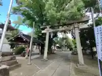 大神神社(花池)の鳥居