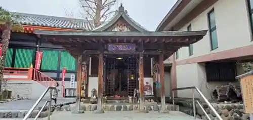 高幡不動尊　金剛寺の本殿・本堂