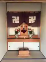 お堂の本殿・本堂