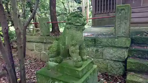 御嶽神社（伊東市）の狛犬