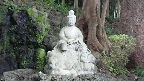 永明寺の像