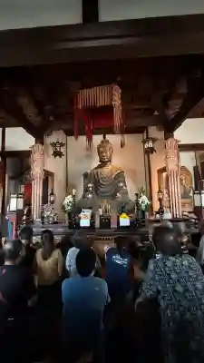 飛鳥寺の{uncategorized: "未分類", other: "その他", undefined: "問題あり", building: "その他建物", grave: "お墓", sacred_gate: "鳥居", guardian: "狛犬", statue: "像", buddha: "仏像", history: "歴史", nature: "自然", garden: "庭園", animal: "動物", pagoda: "塔", temizu: "手水舎", mountain_gate: "山門・神門", sanctuary: "本殿・本堂", subordinate: "末社・摂社", art: "芸術", scenery: "景色", jizo: "地蔵", ema: "絵馬", goshuin: "御朱印", omikuji: "おみくじ", items: "授与品その他", amulet: "お守り", goshuincho: "御朱印帳", eats: "食事", festival: "お祭り", votive_dance: "神楽", shichigosan: "七五三参", wedding: "結婚式", experience: "体験その他", initially: "初詣", around: "周辺", anti_infection: "感染症対策"}